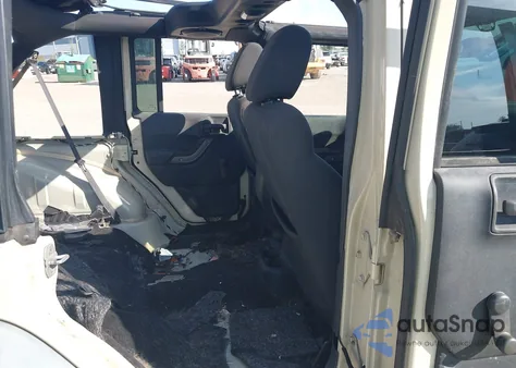 2011 Jeep Wrangler Unlimited Sport z USA, uszkodzony, nr VIN 1J4BA3H13BL530320